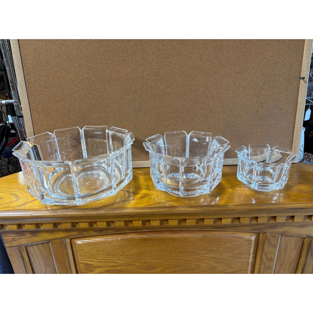 Vintage Clear Acrylic Nesting Bowls Set of 3 Faceted Geometric Design Taiwan